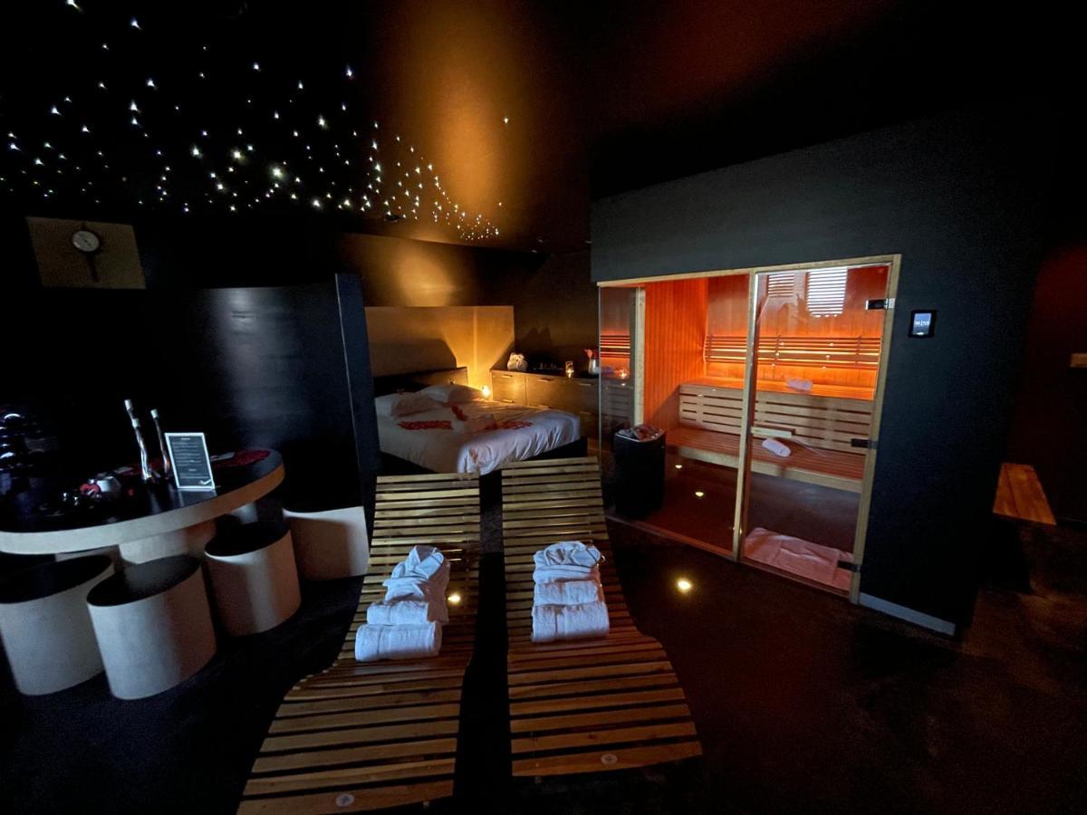 Octavie - Suite De Luxe A Tournai Avec Piscine Privee, Jacuzzi, Sauna Et Hammam Exterior foto