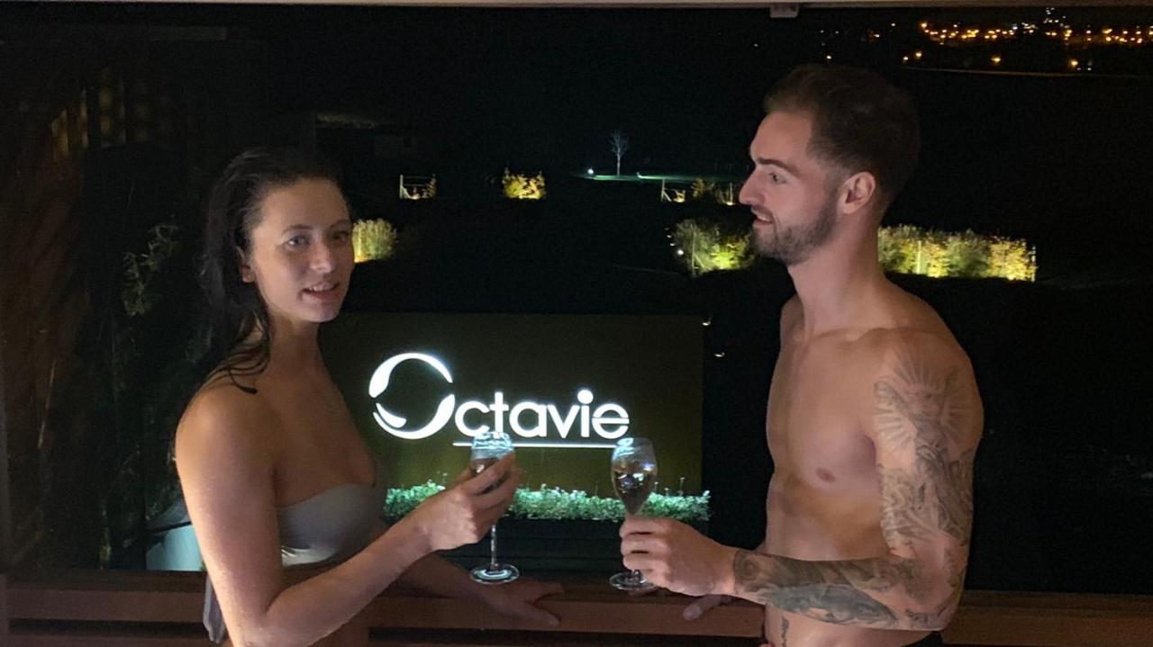 Octavie - Suite De Luxe A Tournai Avec Piscine Privee, Jacuzzi, Sauna Et Hammam Exterior foto